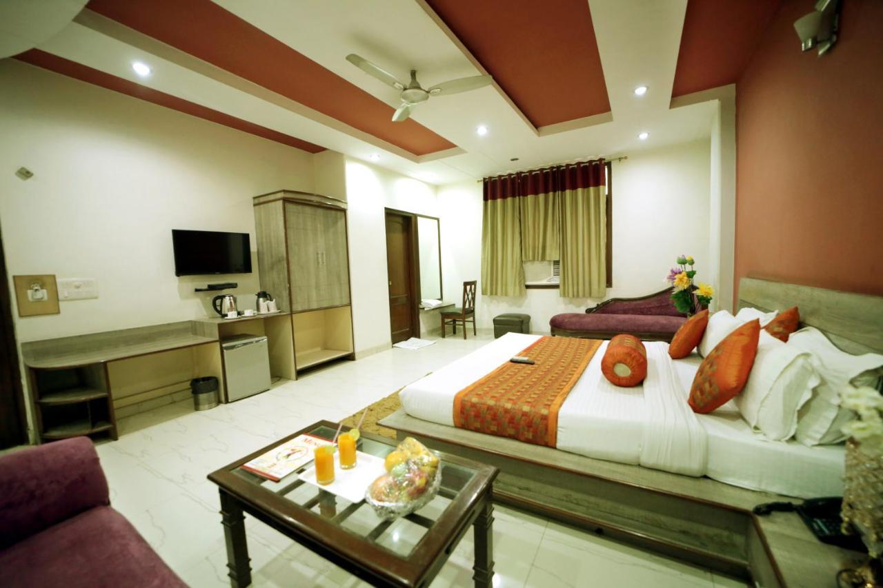 Hotel Blue Bell - Karol Bagh New Delhi Eksteriør bilde