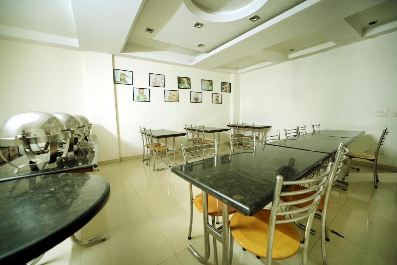 Hotel Blue Bell - Karol Bagh New Delhi Eksteriør bilde